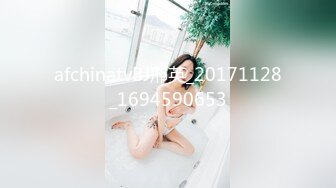 OnlyFan 好久没有发他解放装备限制的小视频了