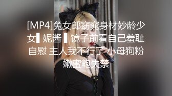 气质文静168CM美女，蹲着深喉大屌，蜜桃美臀骑乘爆操，扶着细腰后入深插