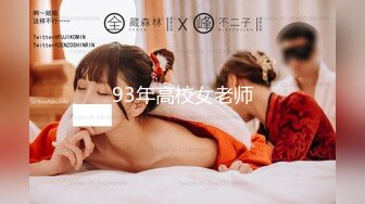 STP33231 穿上高跟陪狼友發騷，顏值不錯的美女模特跟狼友互動撩騷聽指揮大秀直播，揉奶玩逼敞開腿掰開騷穴給狼友看