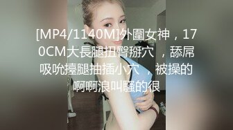 ✅玲珑玉足✅女神黑丝套JJ足交榨精，黑丝撕开洞JJ插进去，超爽湿滑足交爆射在黑丝里，黑丝M腿超性感