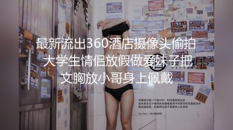 -黑框眼镜御姐范新人美女，黄瓜抽插无毛骚穴，双指猛扣白浆四溅