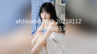 [MP4/270MB]2022-9-24酒店绿叶房偷拍边打王者边打炮射妹子肚皮上操完逼一块吃披萨烧鸡